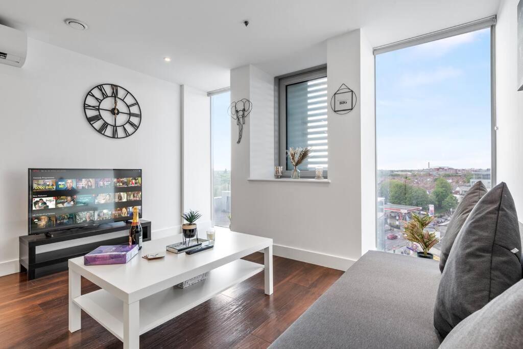 Amazing Britania 1 Bedroom Flat In London Bp40 Exterior photo