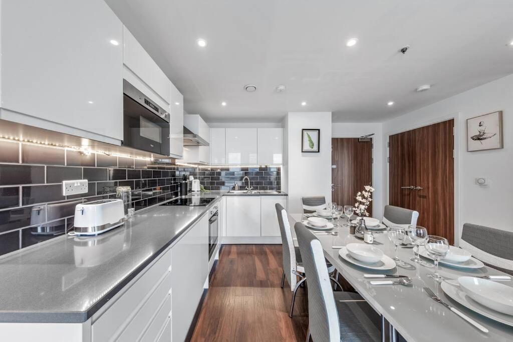 Amazing Britania 1 Bedroom Flat In London Bp40 Exterior photo